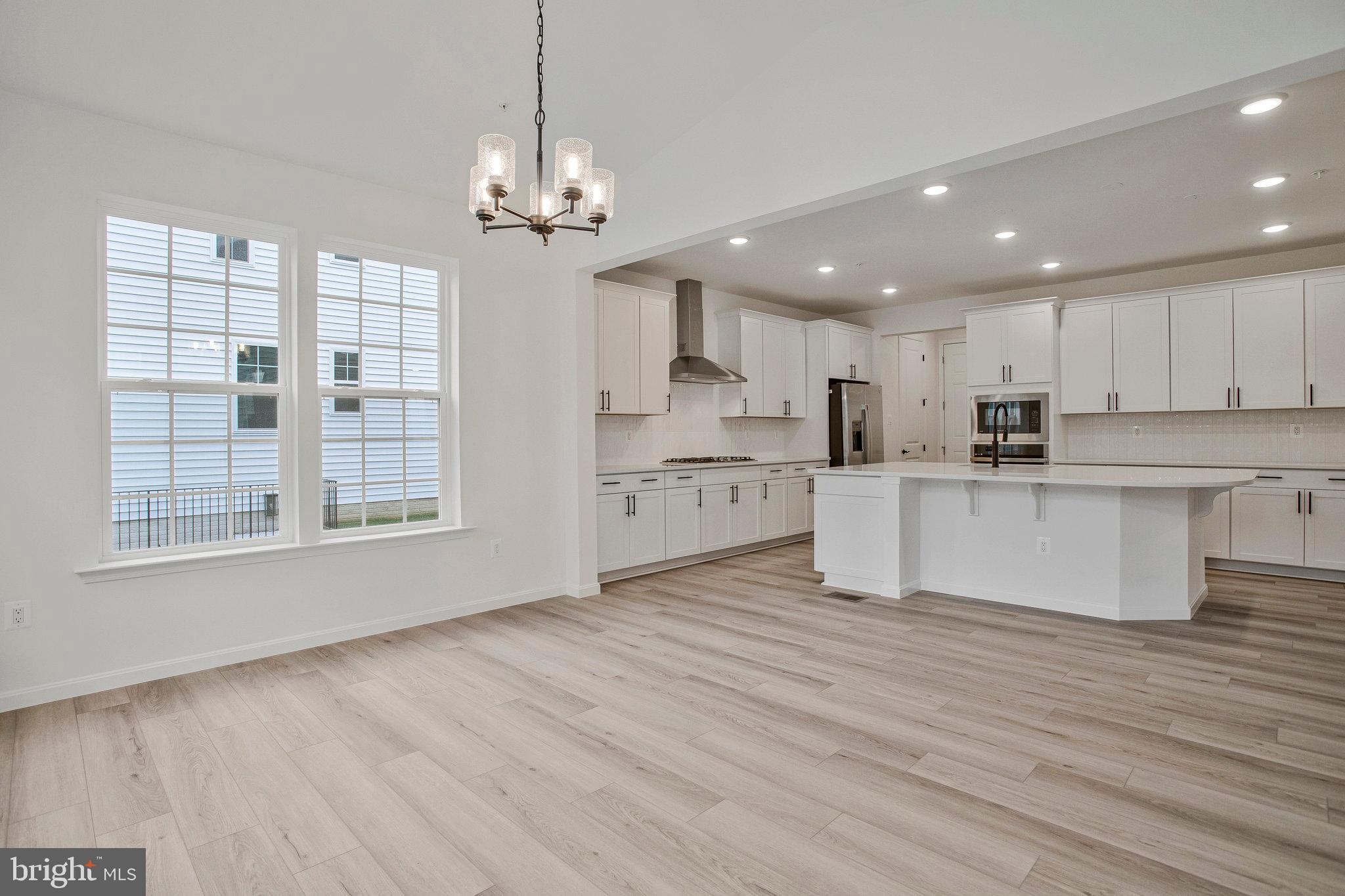 ROBERTS CROSSING - Residential