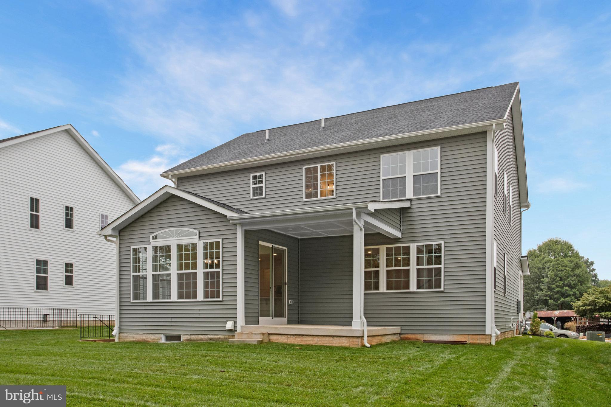 ROBERTS CROSSING - Residential