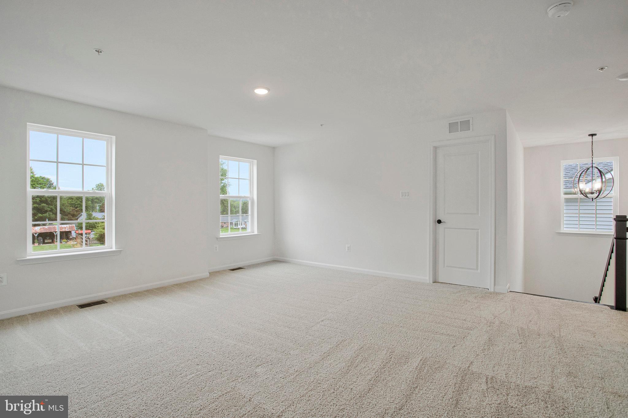 ROBERTS CROSSING - Residential