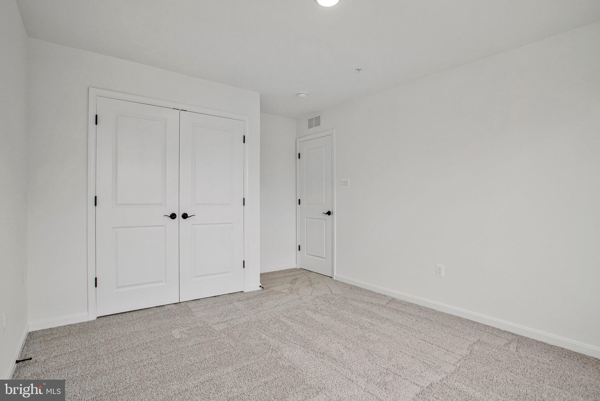 ROBERTS CROSSING - Residential