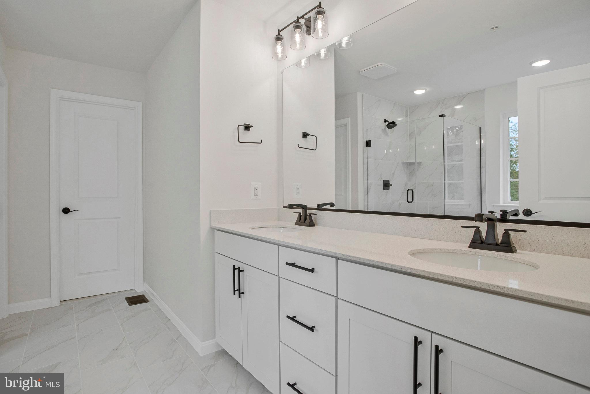 ROBERTS CROSSING - Residential