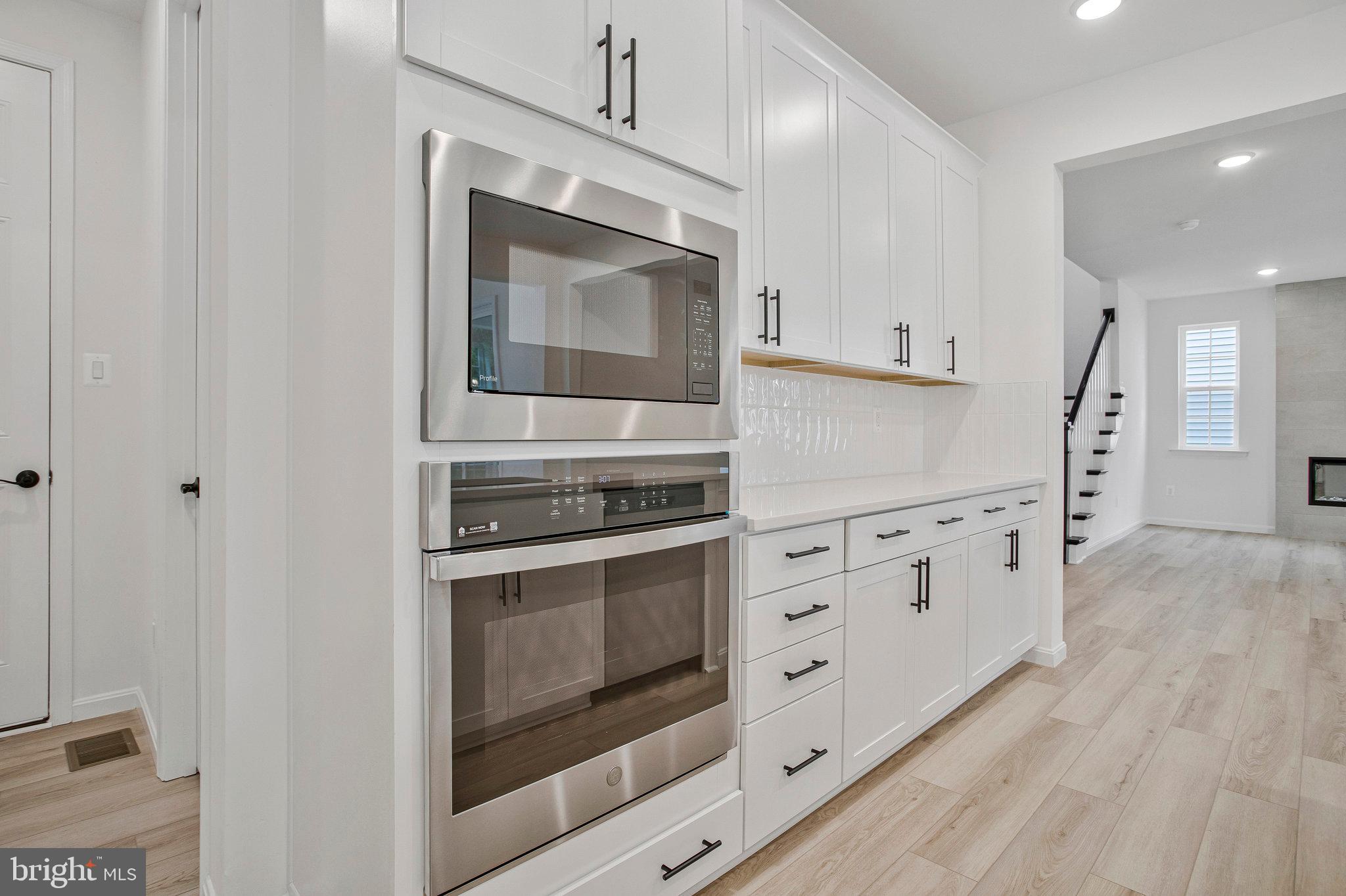 ROBERTS CROSSING - Residential