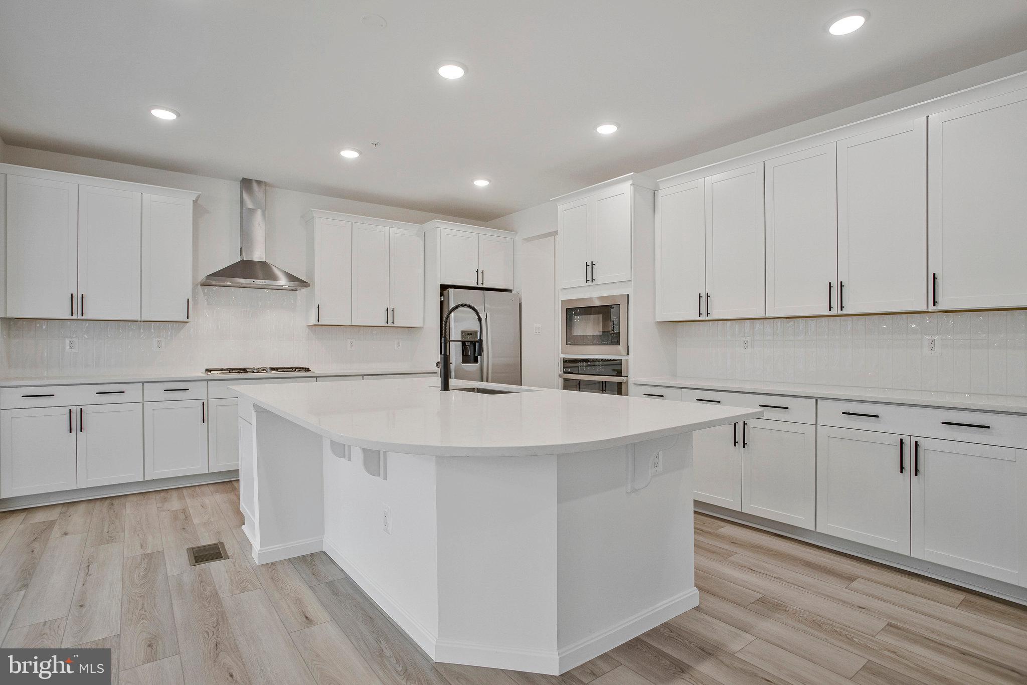 ROBERTS CROSSING - Residential