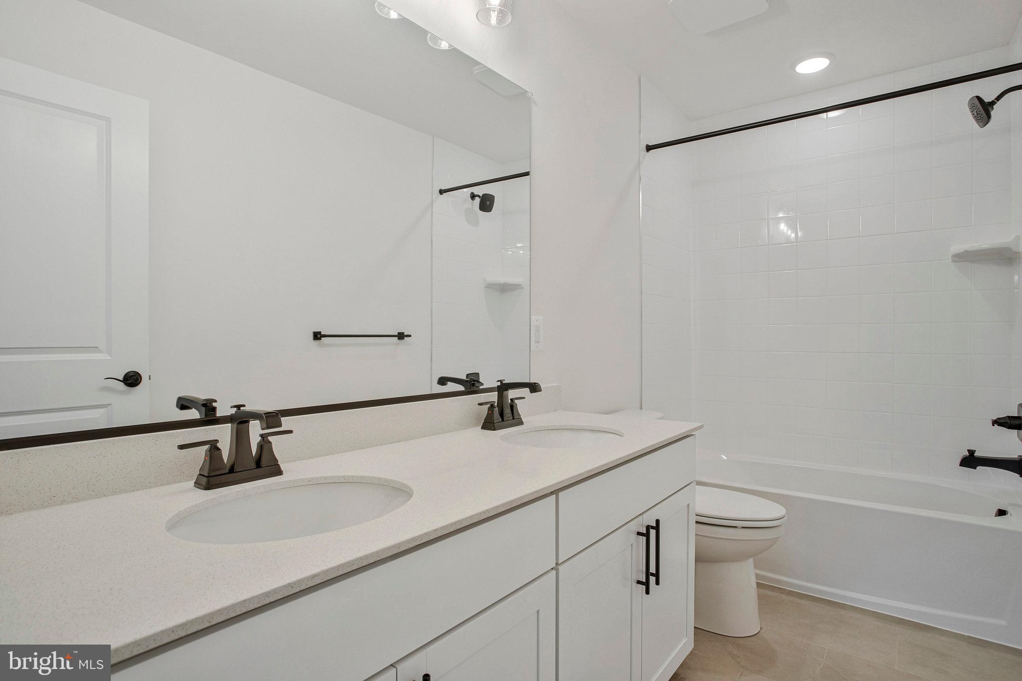 ROBERTS CROSSING - Residential