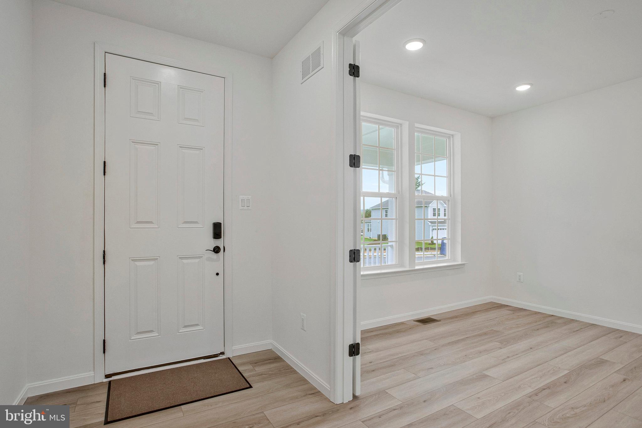 ROBERTS CROSSING - Residential