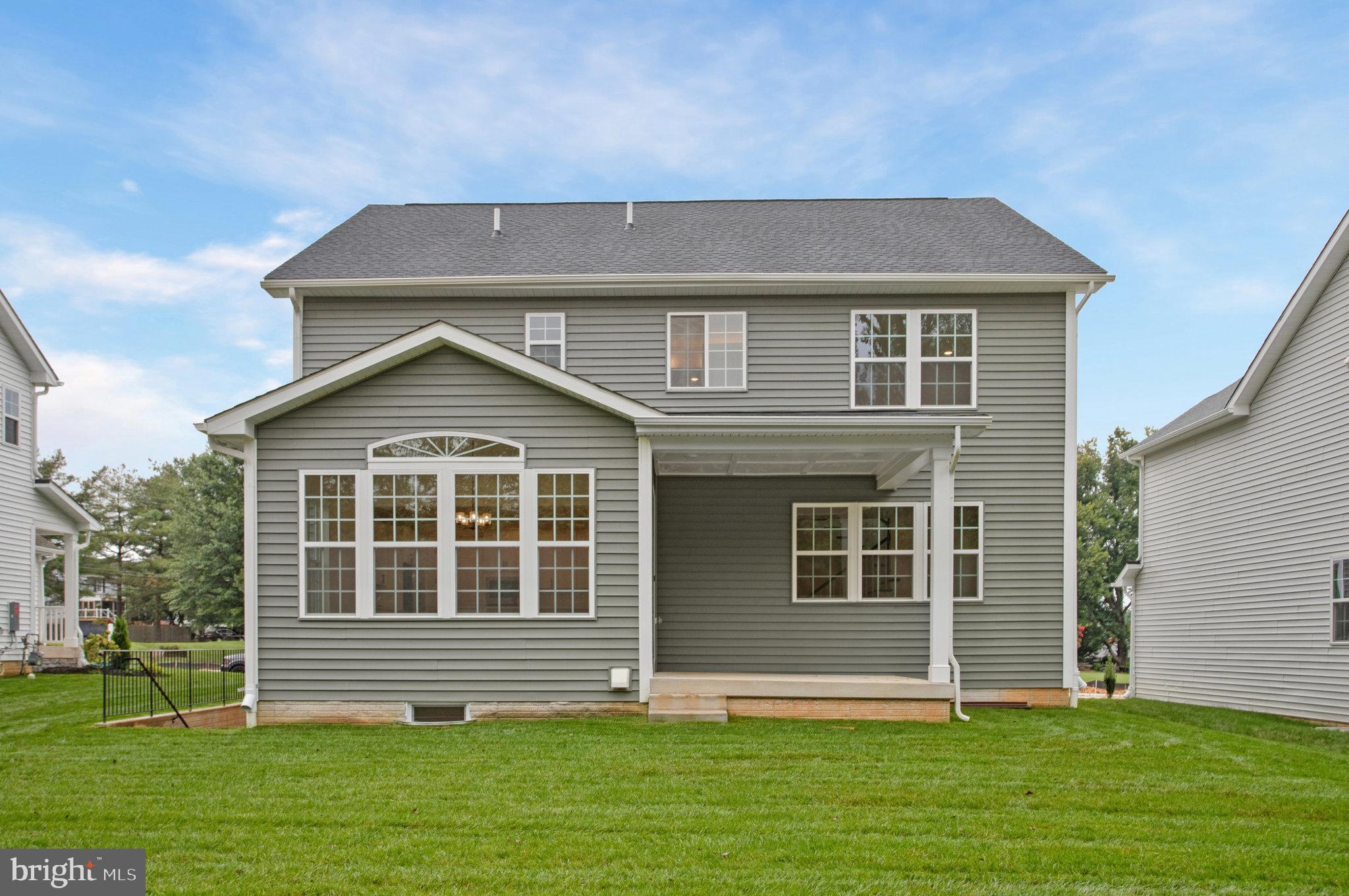 ROBERTS CROSSING - Residential