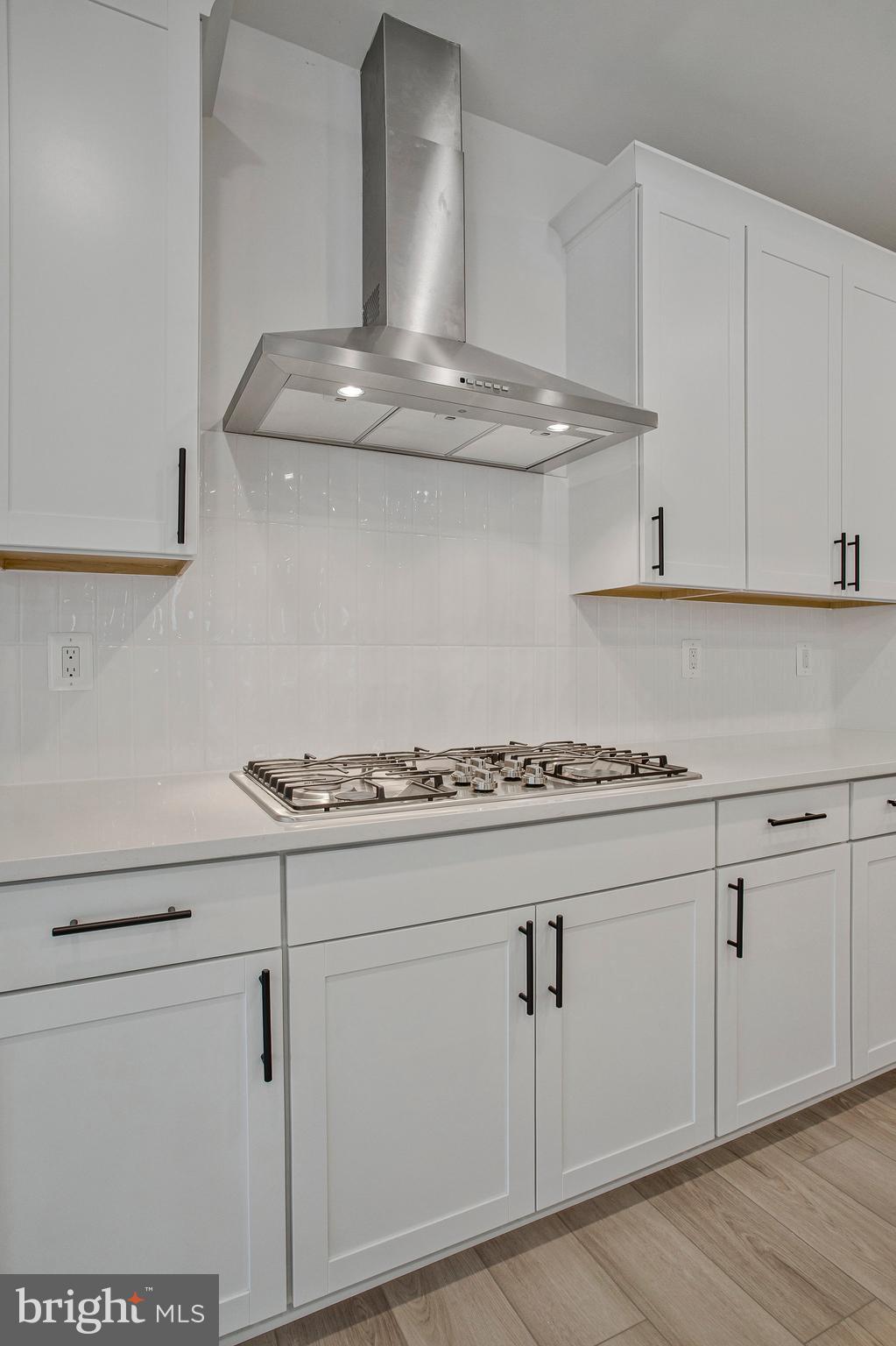 ROBERTS CROSSING - Residential