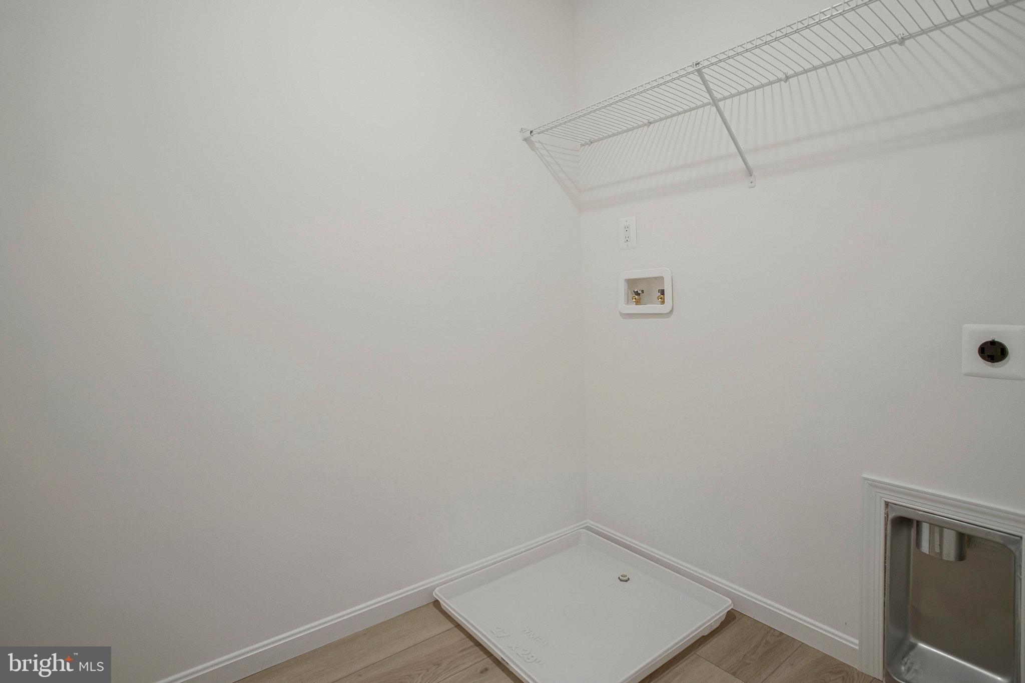 ROBERTS CROSSING - Residential