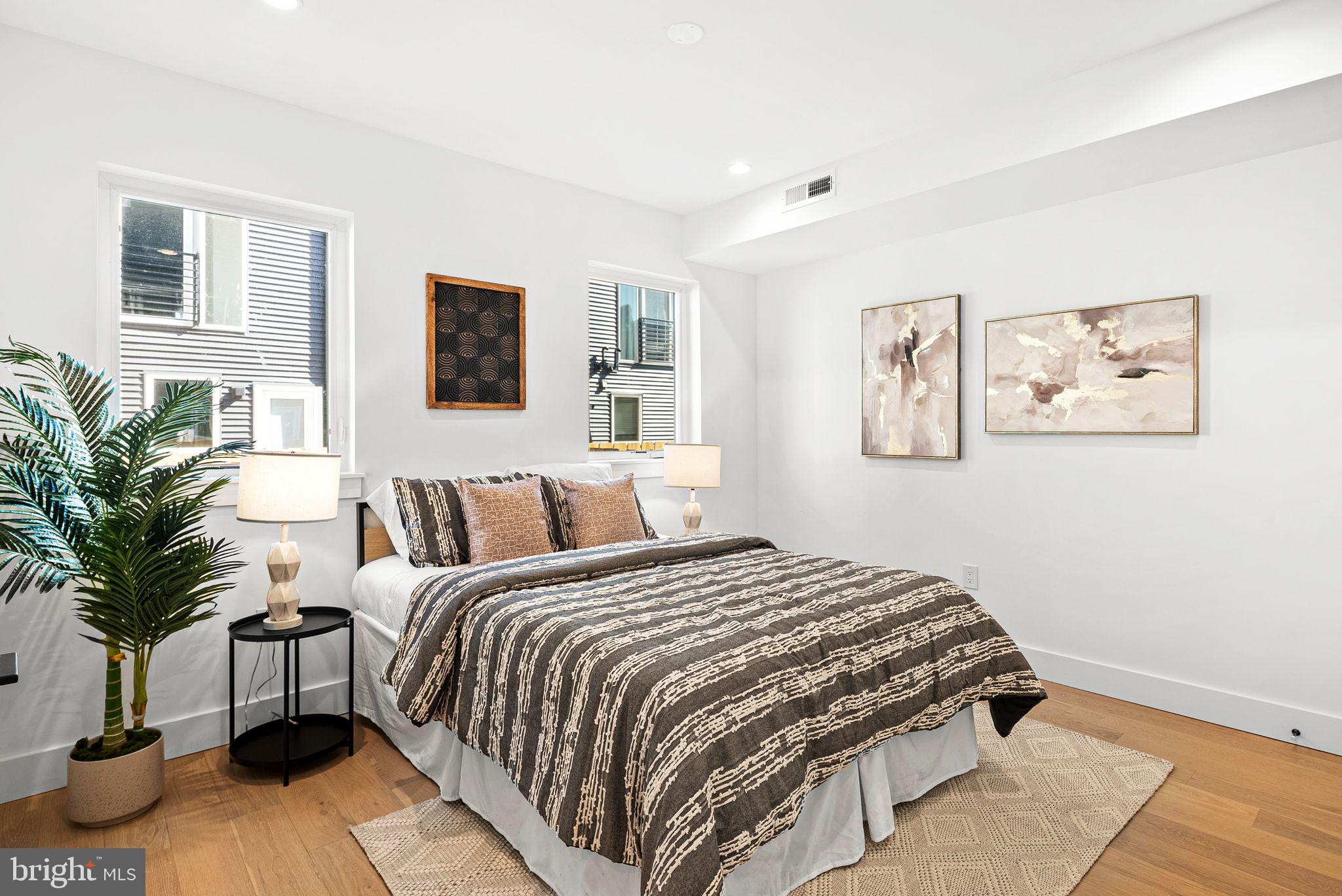 PHILADELPHIA (SOUTH) - Residential