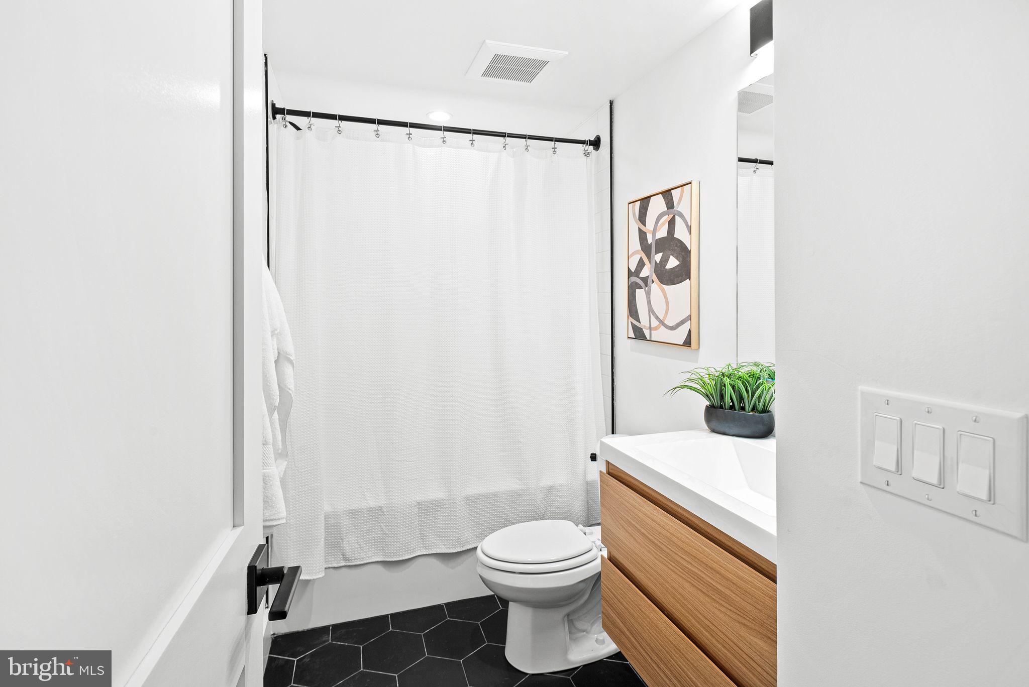 PHILADELPHIA (SOUTH) - Residential