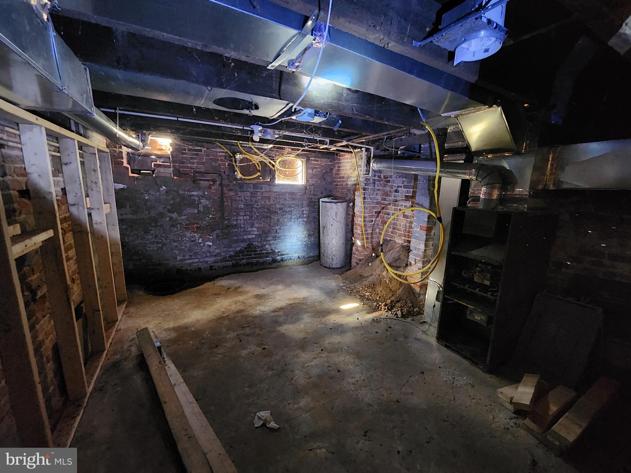 SANDTOWN-WINCHESTER - Residential