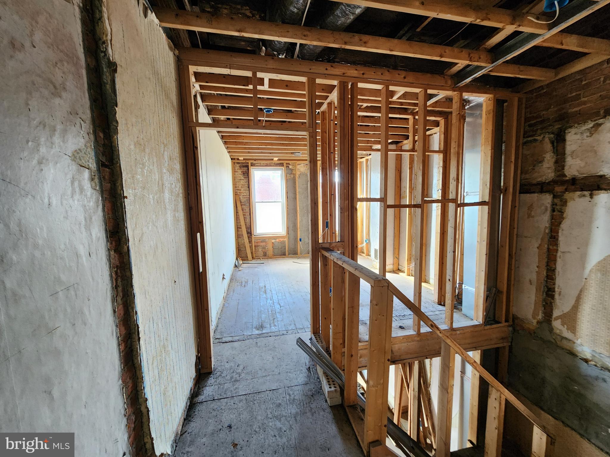 SANDTOWN-WINCHESTER - Residential