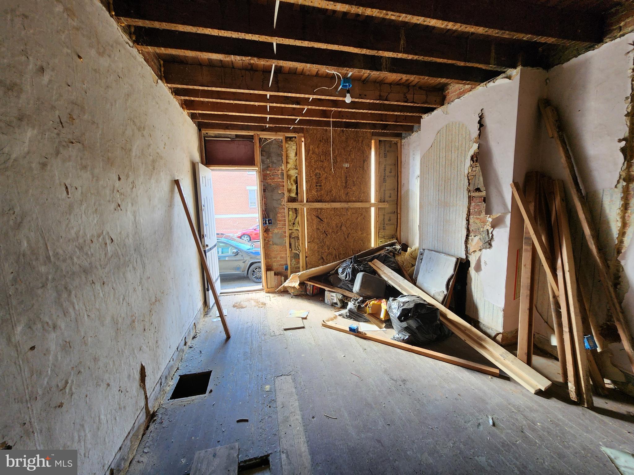 SANDTOWN-WINCHESTER - Residential