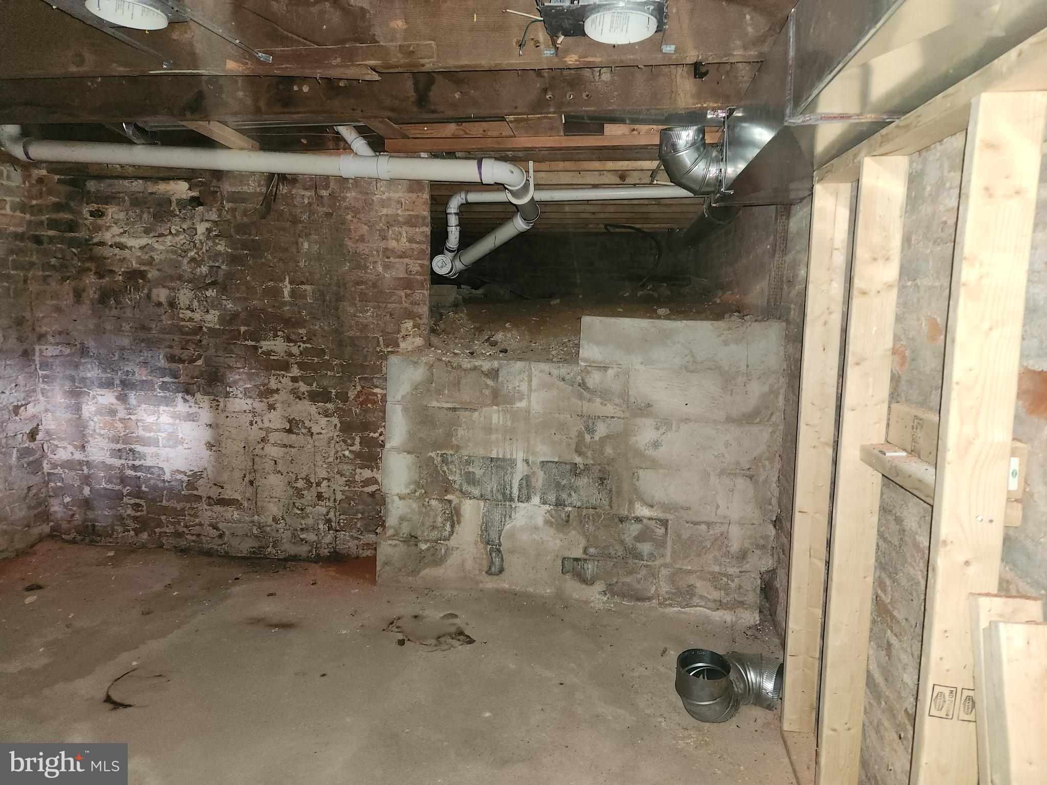 SANDTOWN-WINCHESTER - Residential