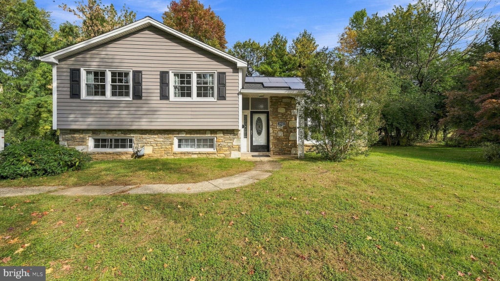 Photo of 7901 Waltham Road, CHELTENHAM, PA 19012 (MLS # PAMC2197660)