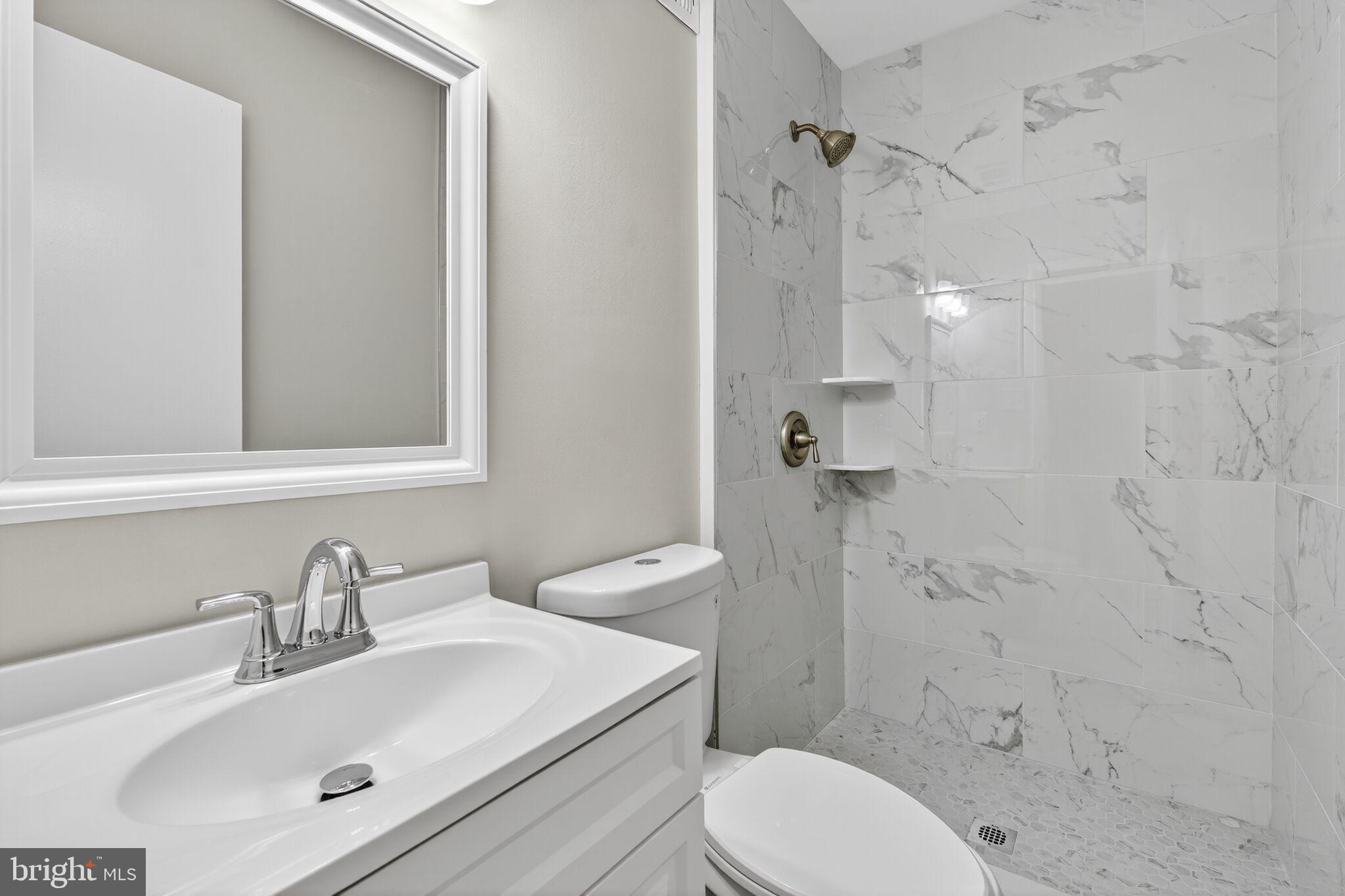 SOUTHGATE WOODS TOWNHOUSES - Residential