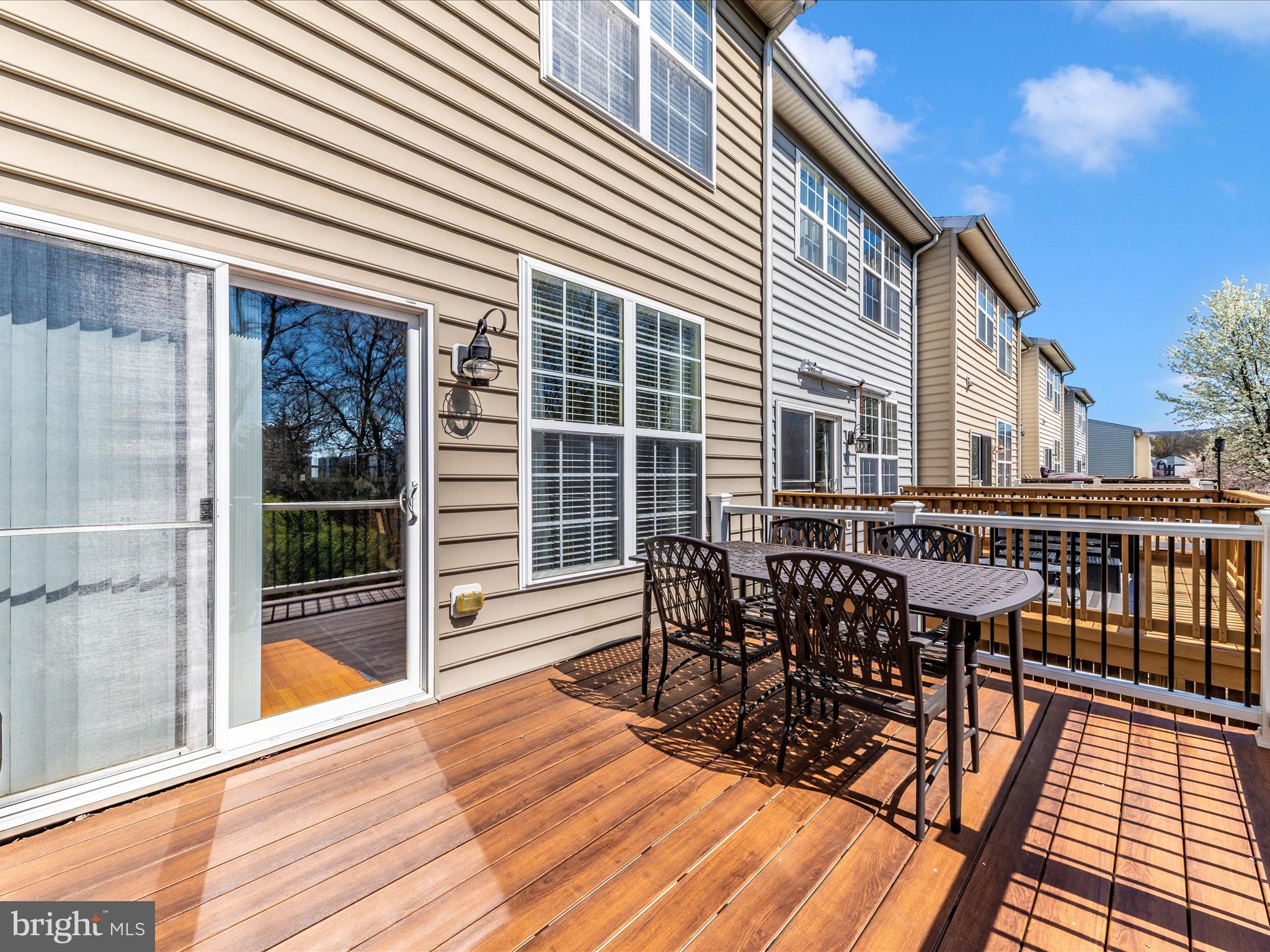 FLETCHER'S GROVE - Residential