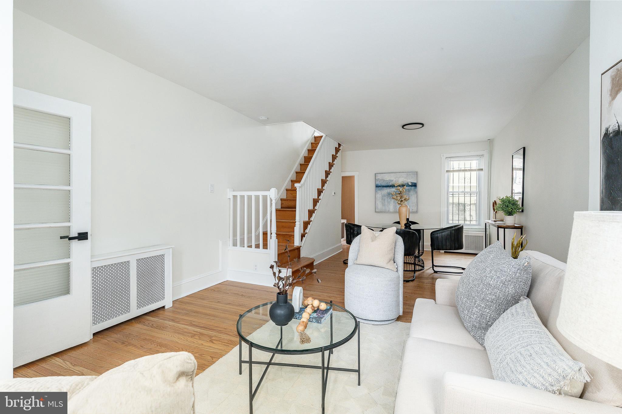 POINT BREEZE - Residential