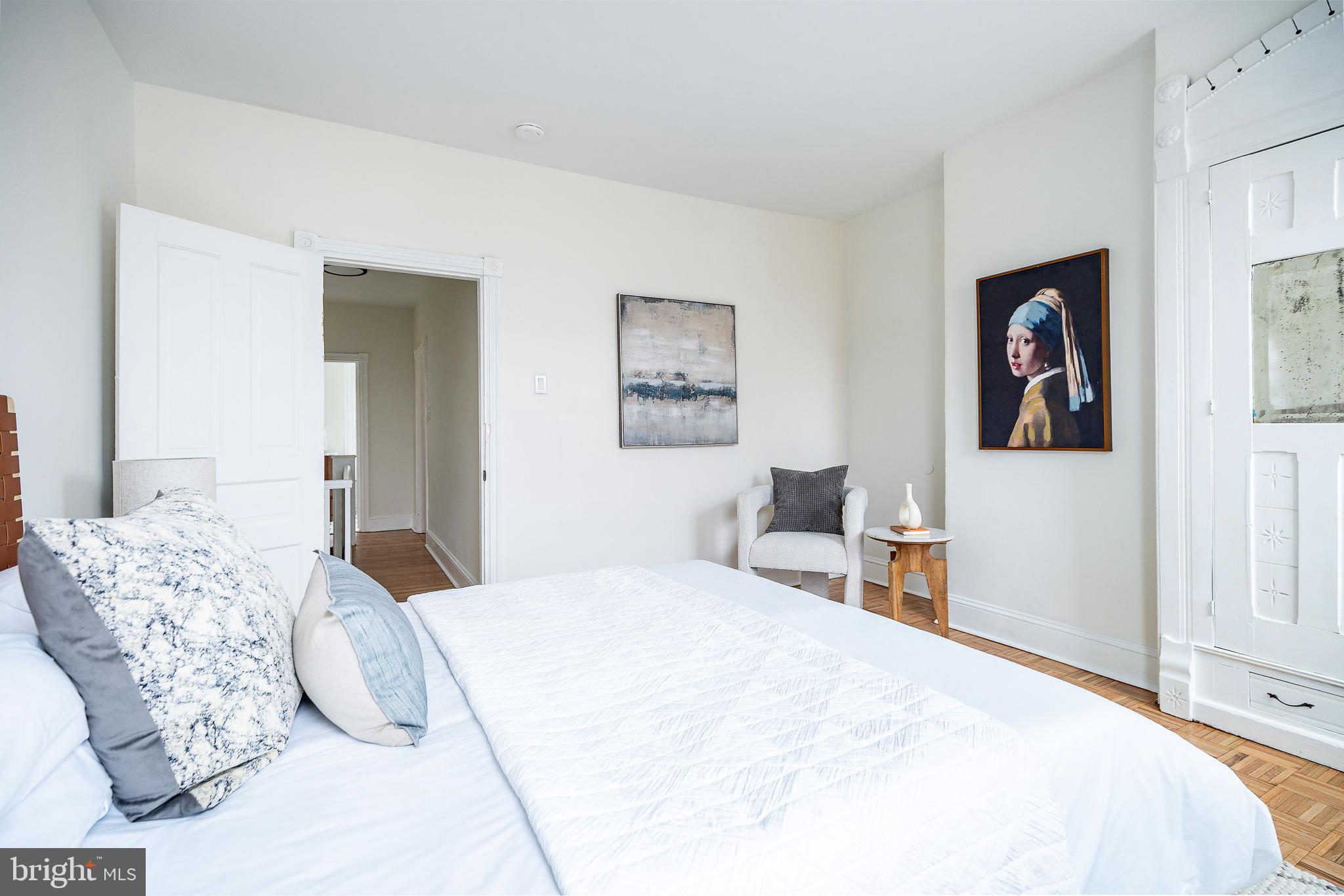 POINT BREEZE - Residential