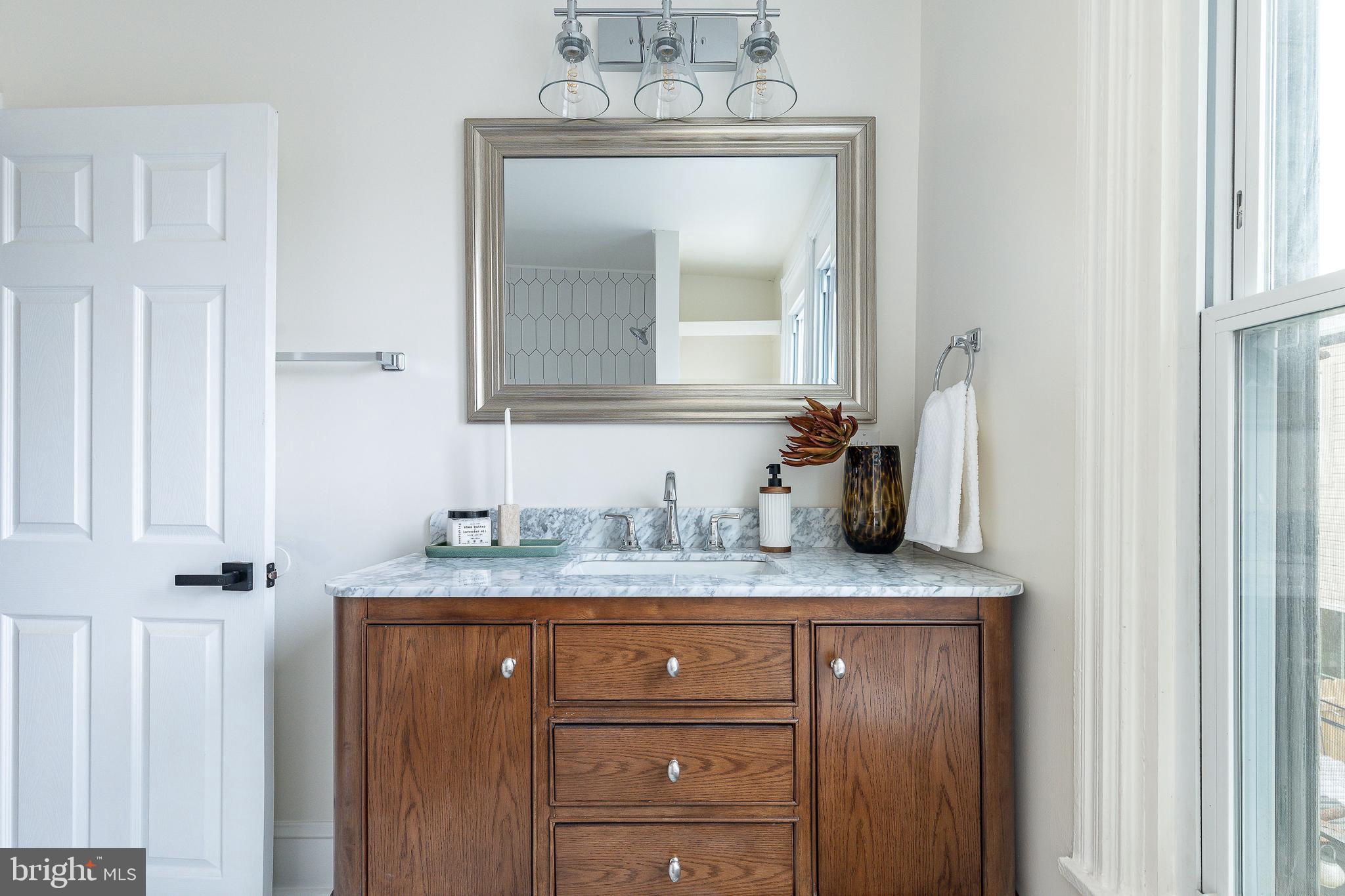 POINT BREEZE - Residential