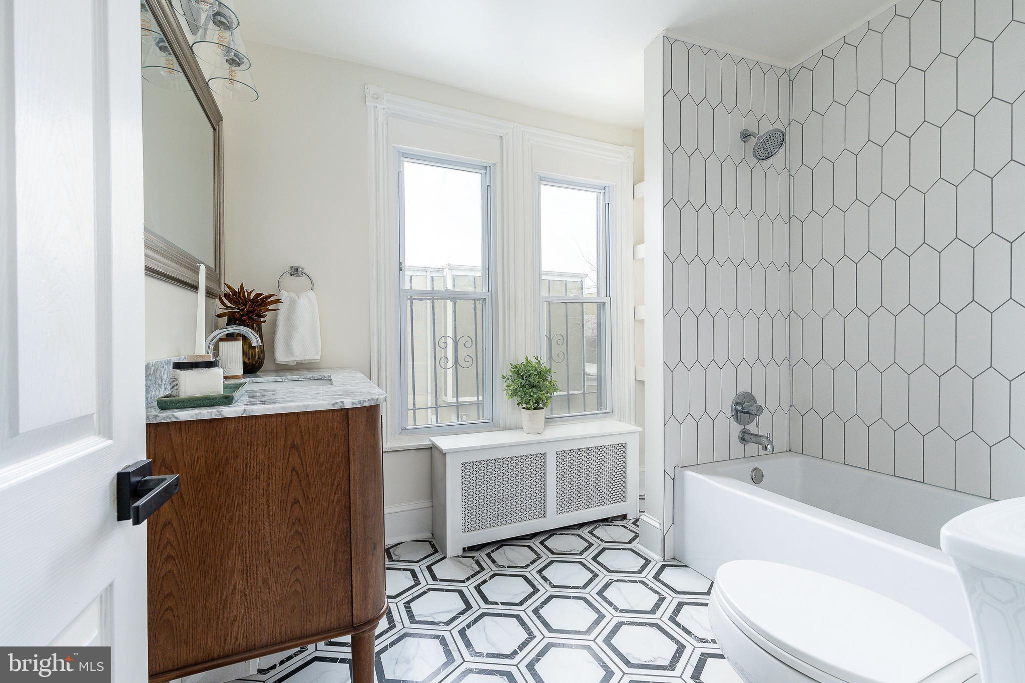 POINT BREEZE - Residential