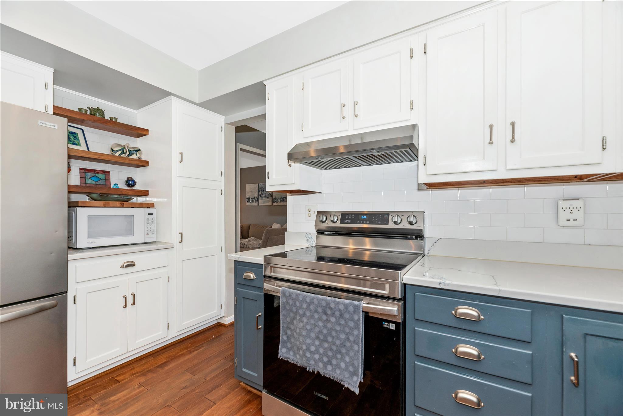 CARROLLTOWNE - Residential