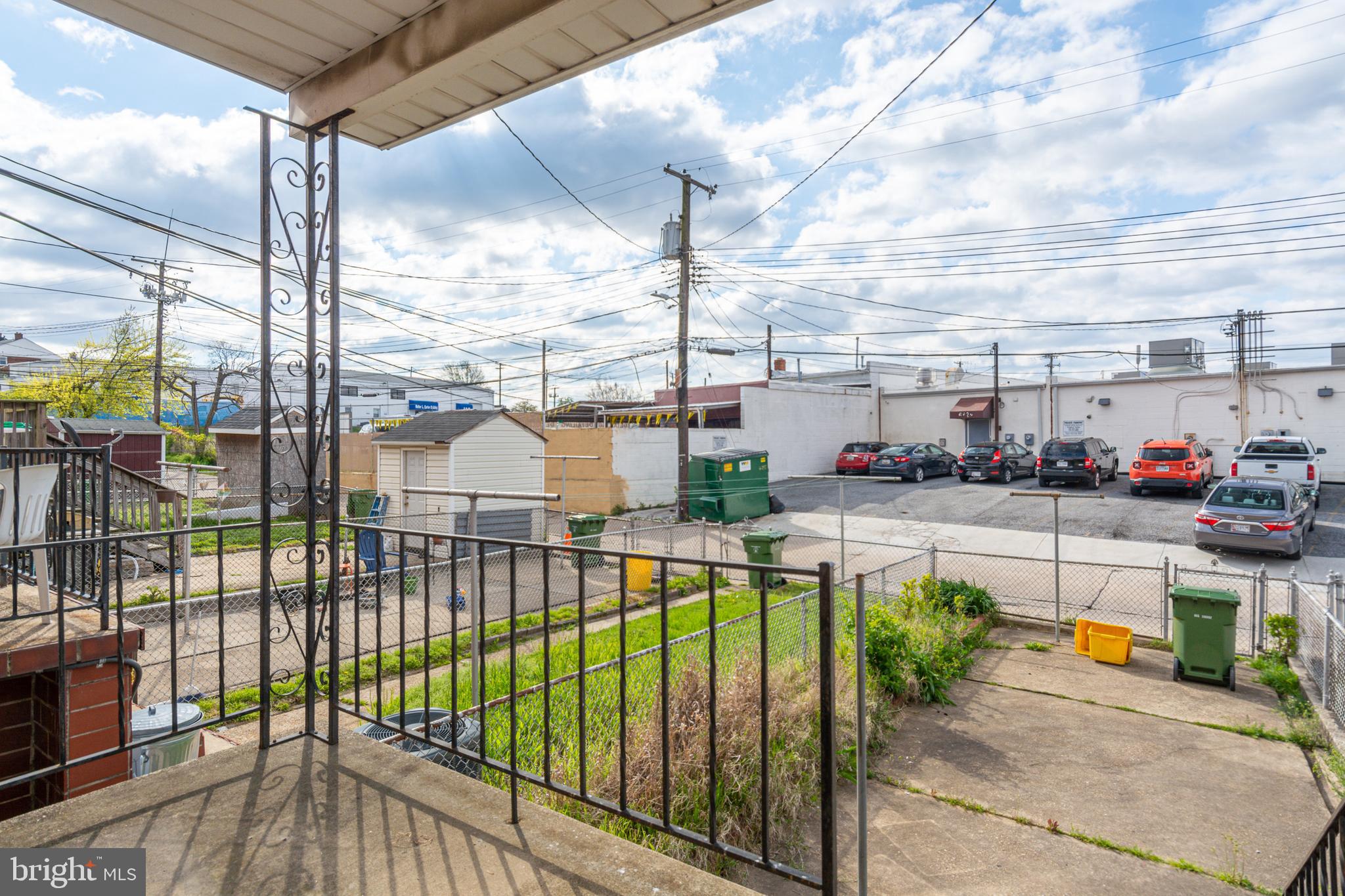 EASTWOOD - Residential