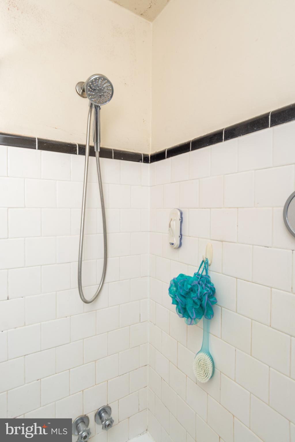 EASTWOOD - Residential