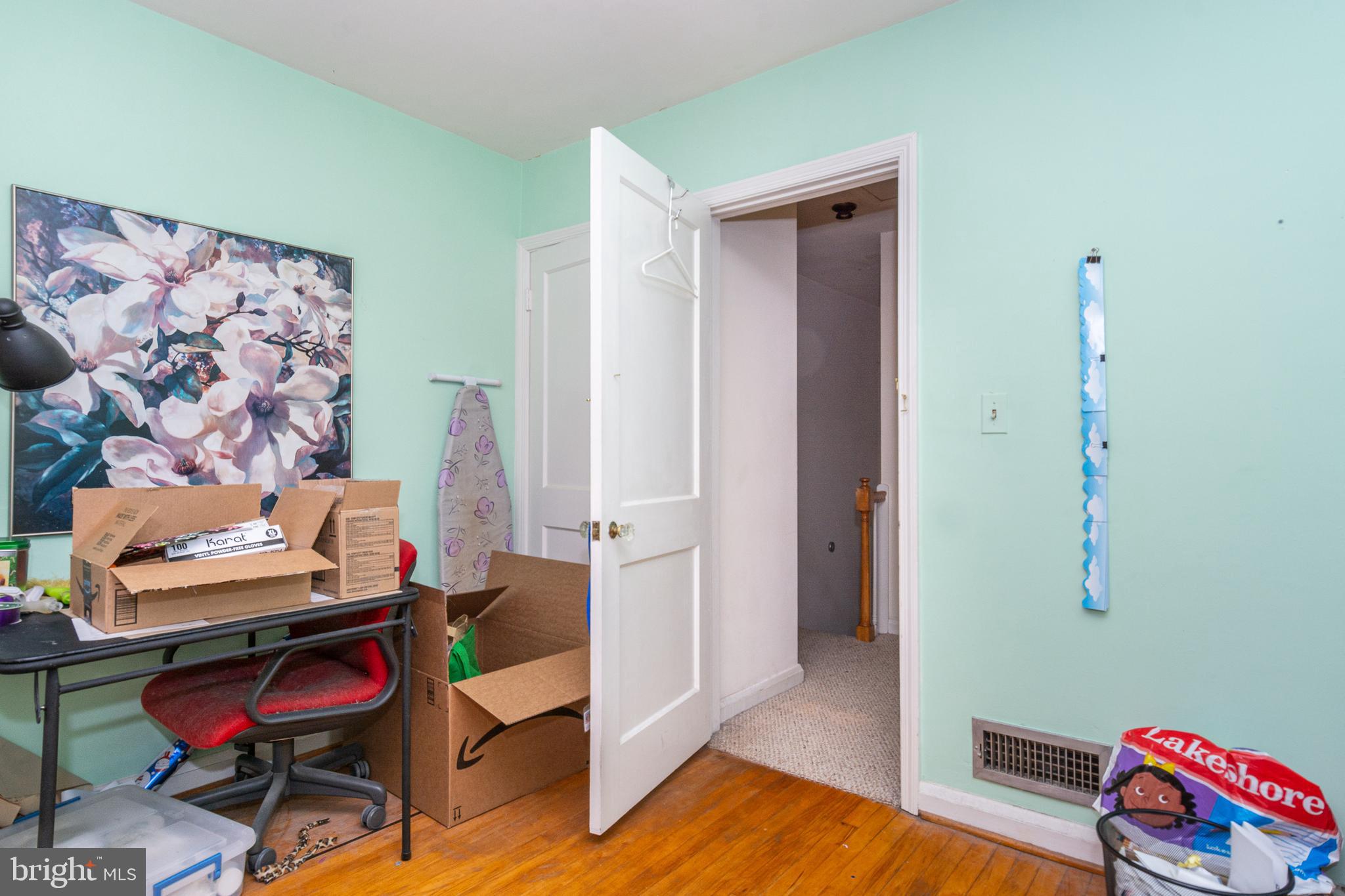 EASTWOOD - Residential