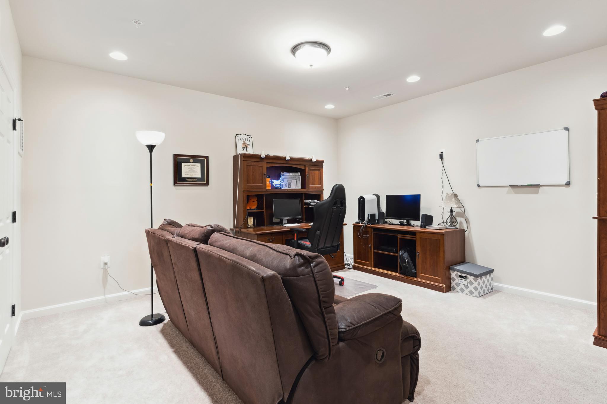 CLARK'S REST - Residential