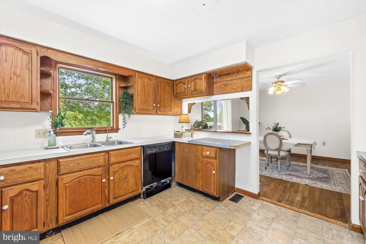 PARKVIEW ESTATES - Residential