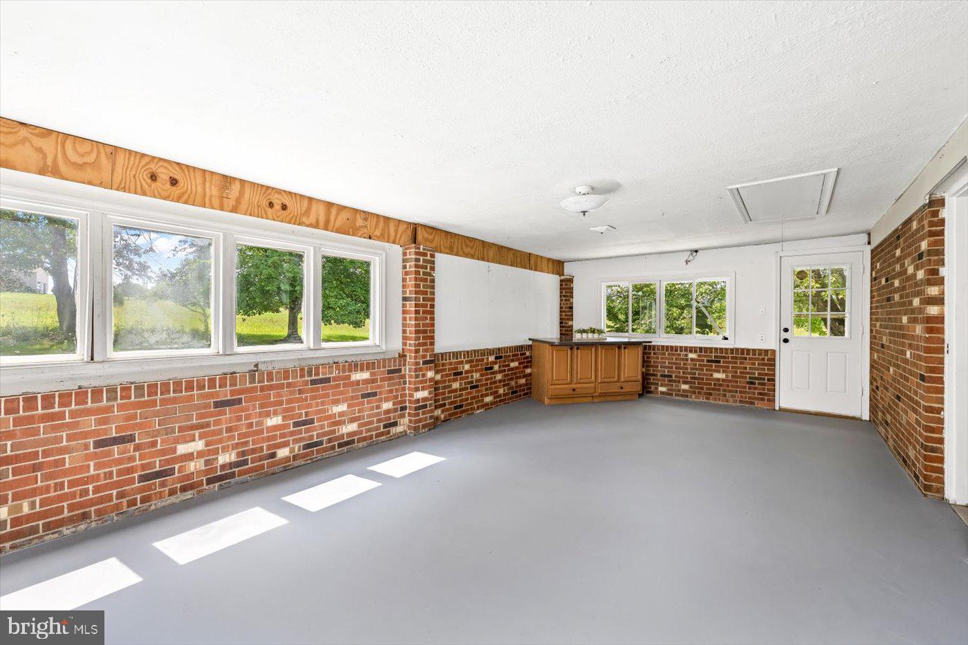 PARKVIEW ESTATES - Residential