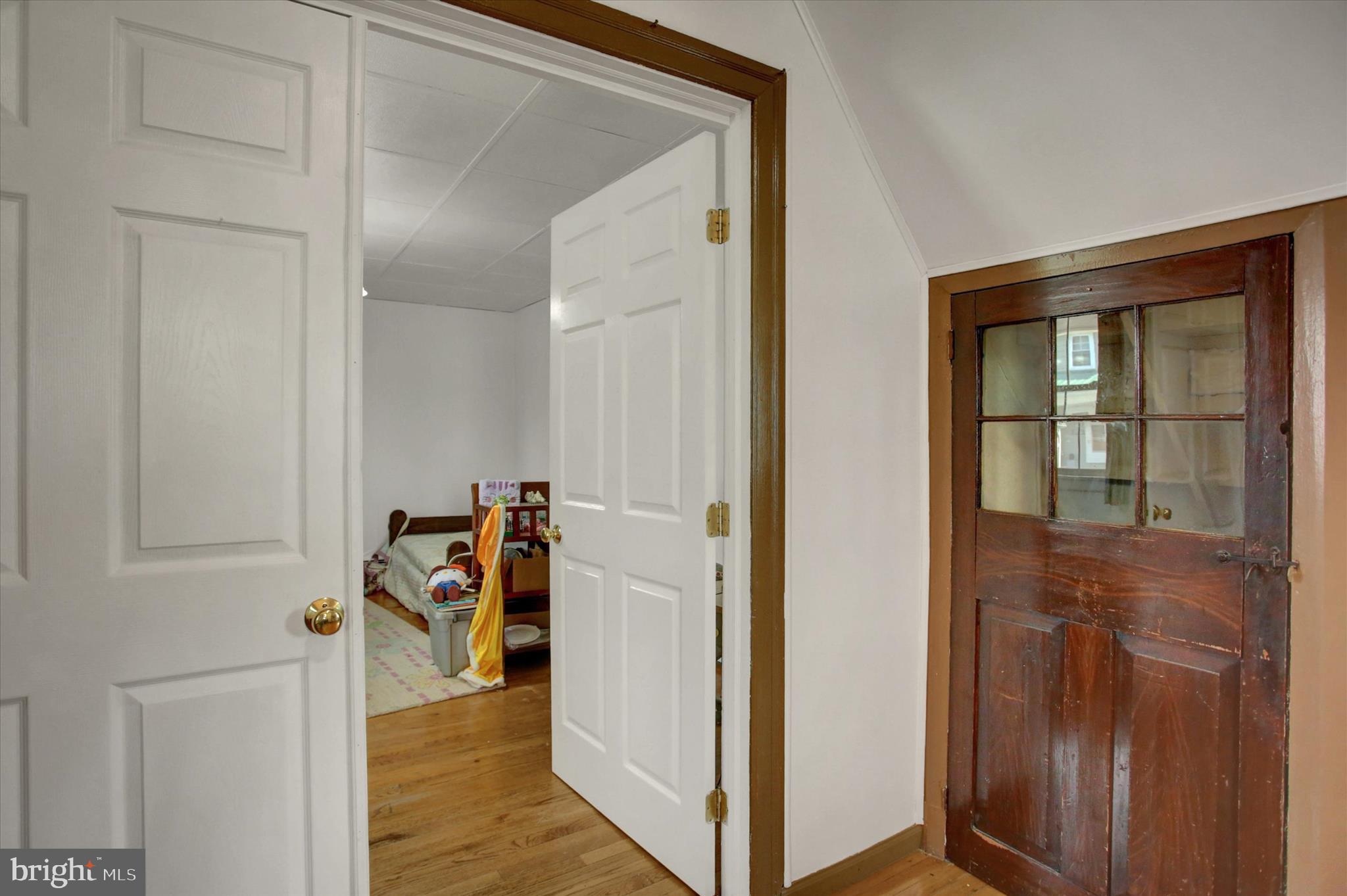 UPPER STRASBURG - Residential