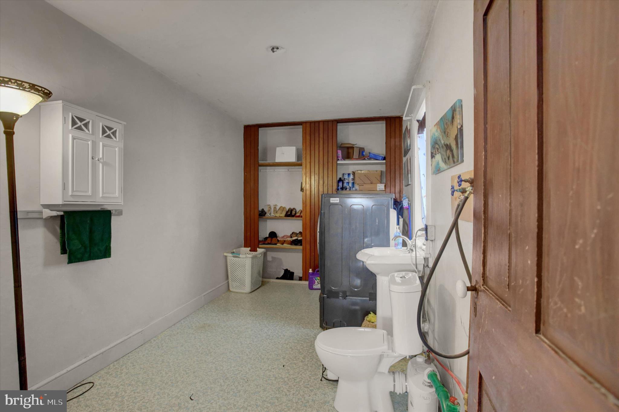 UPPER STRASBURG - Residential