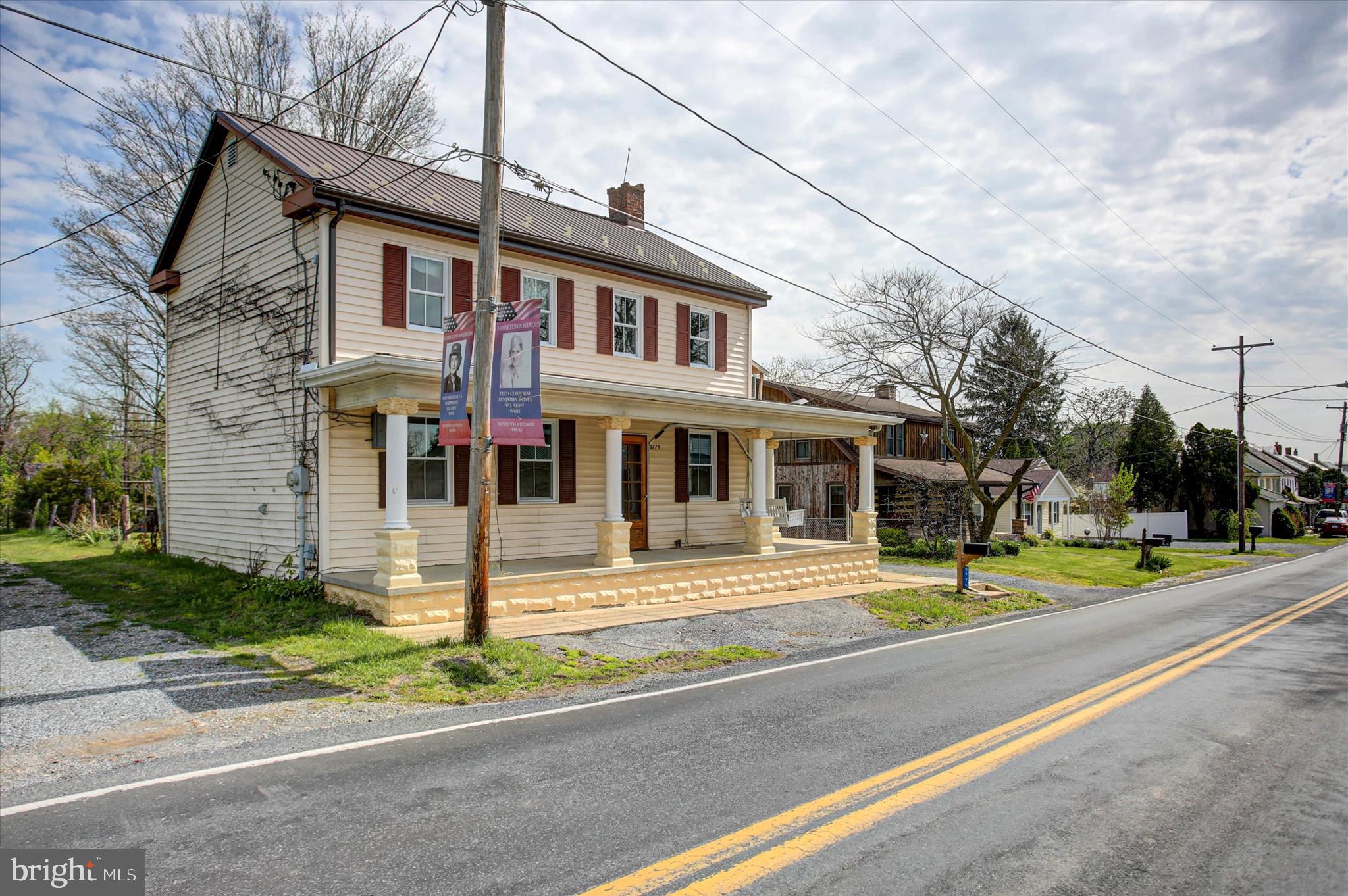 UPPER STRASBURG - Residential