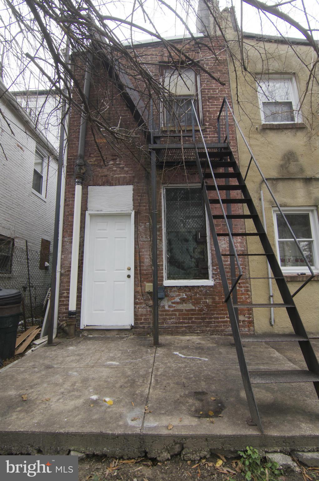 MARBLE HILL - Residential