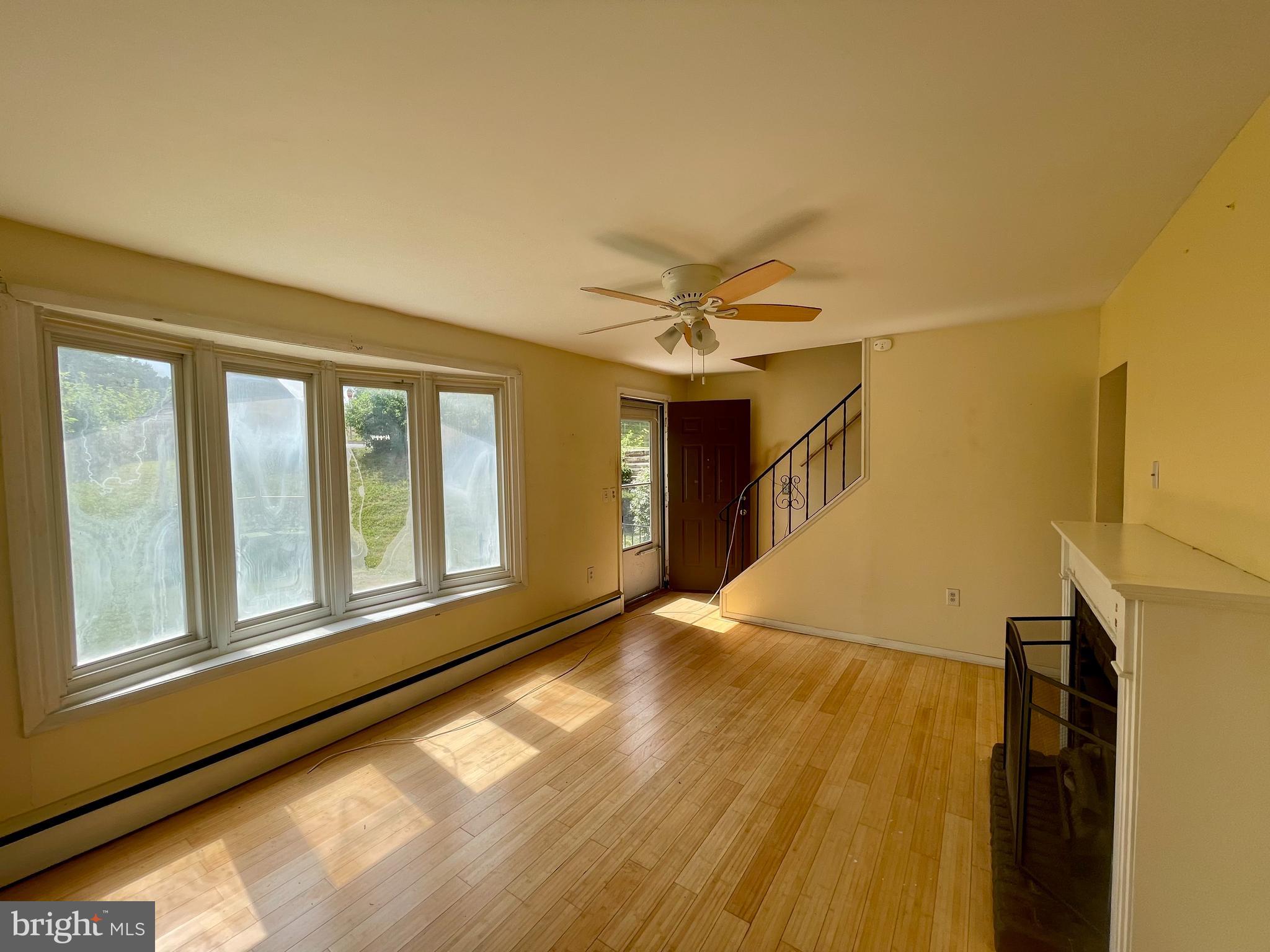 TOLLGATE - Residential