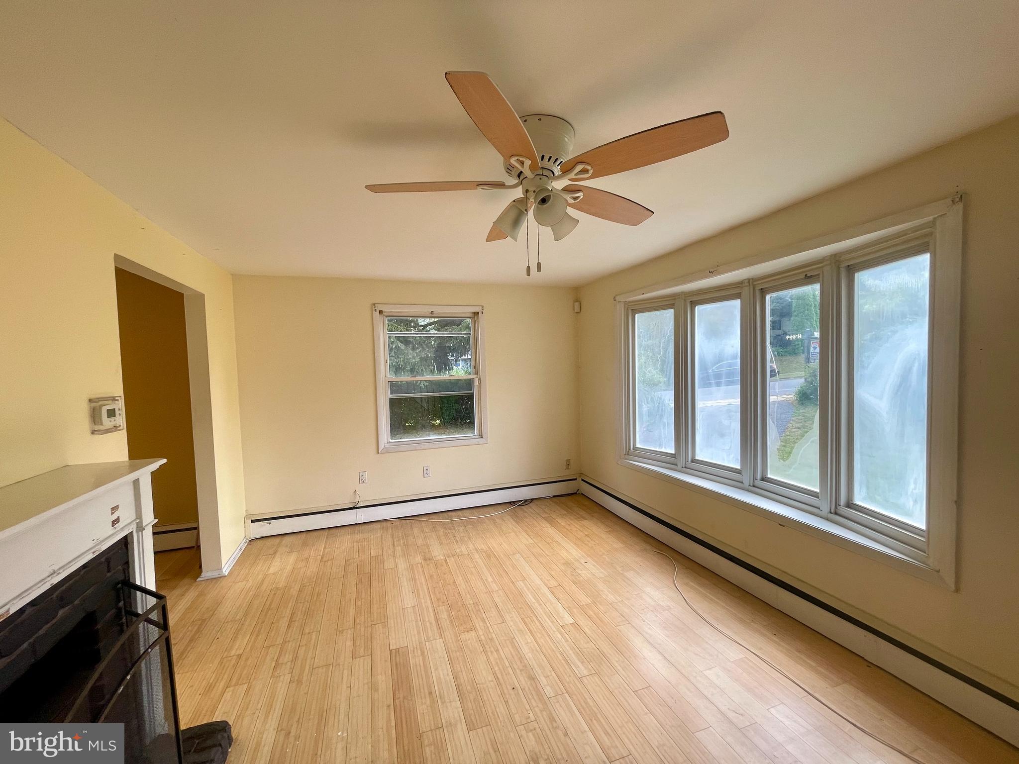 TOLLGATE - Residential