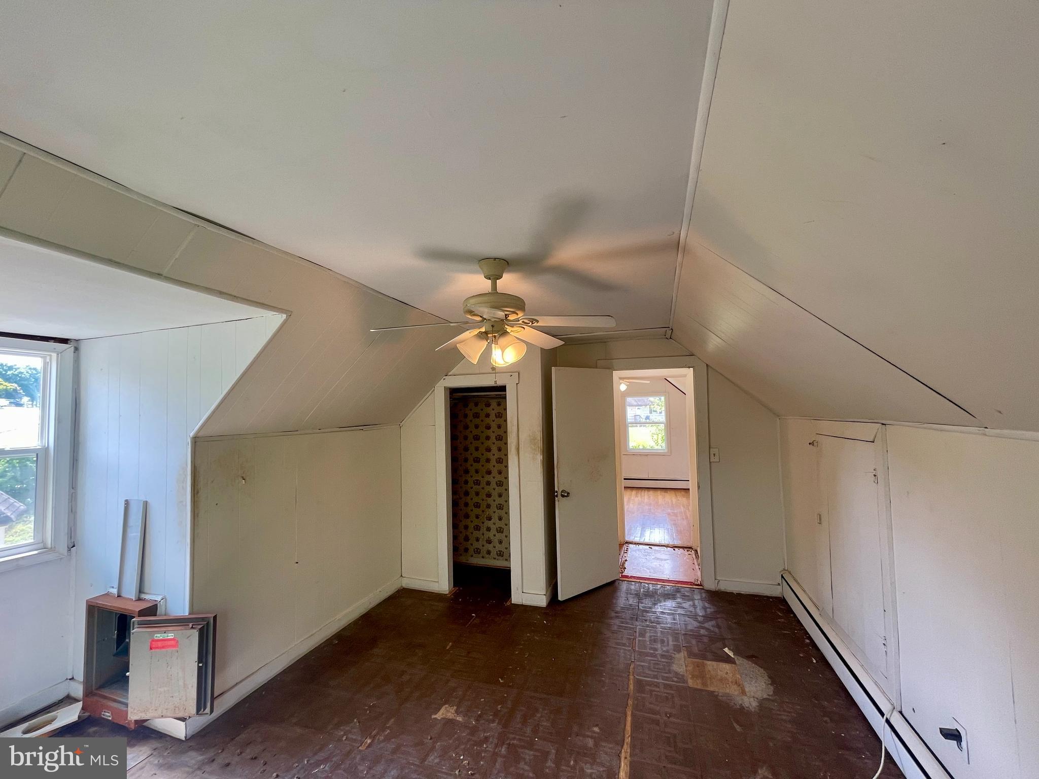 TOLLGATE - Residential