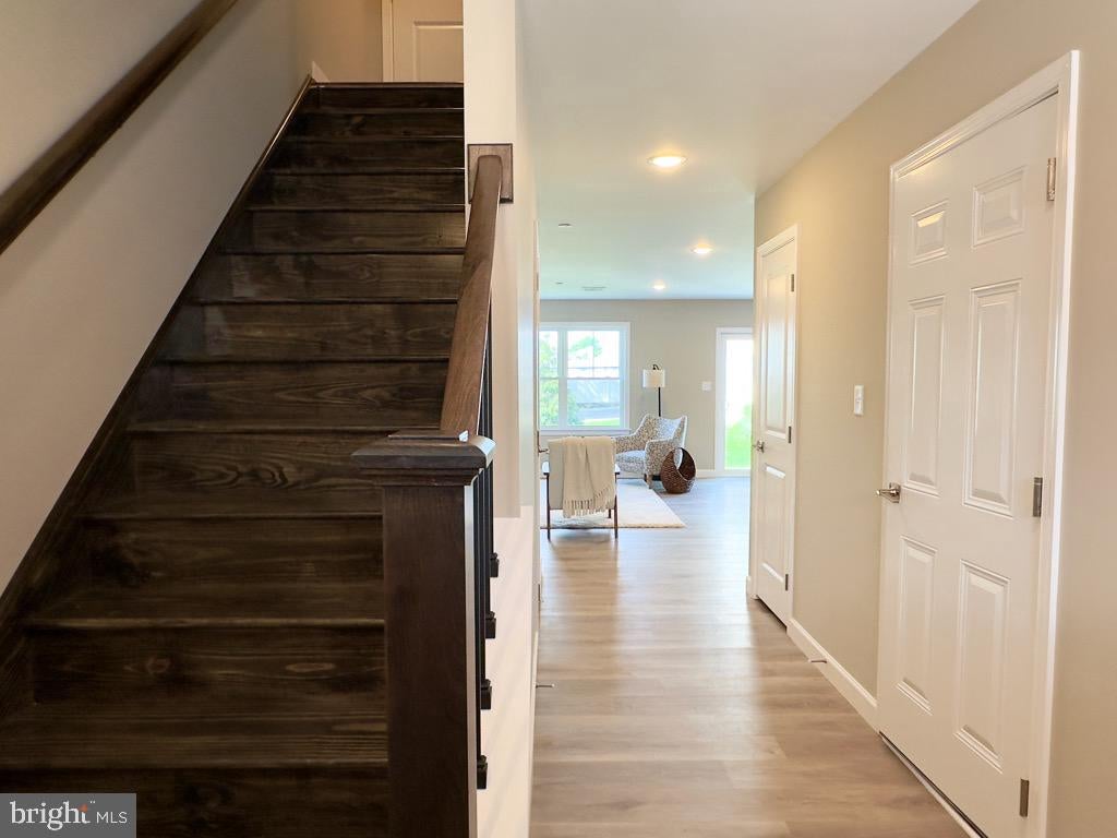 70 DILLER AVENUE 6