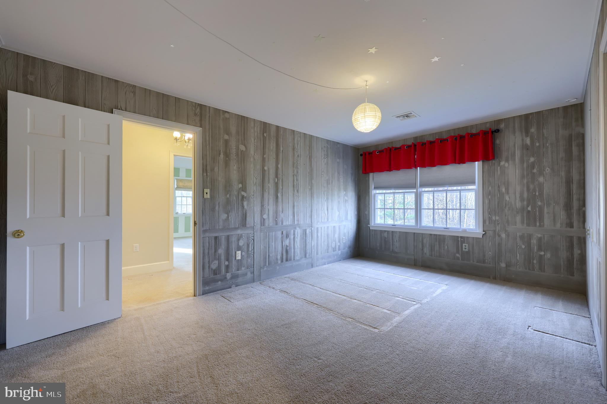 REYNOLDS MILL - Residential