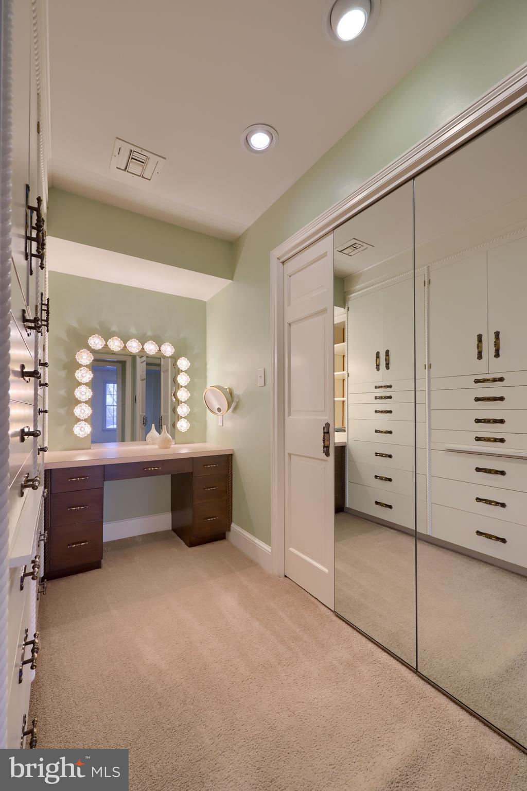 REYNOLDS MILL - Residential