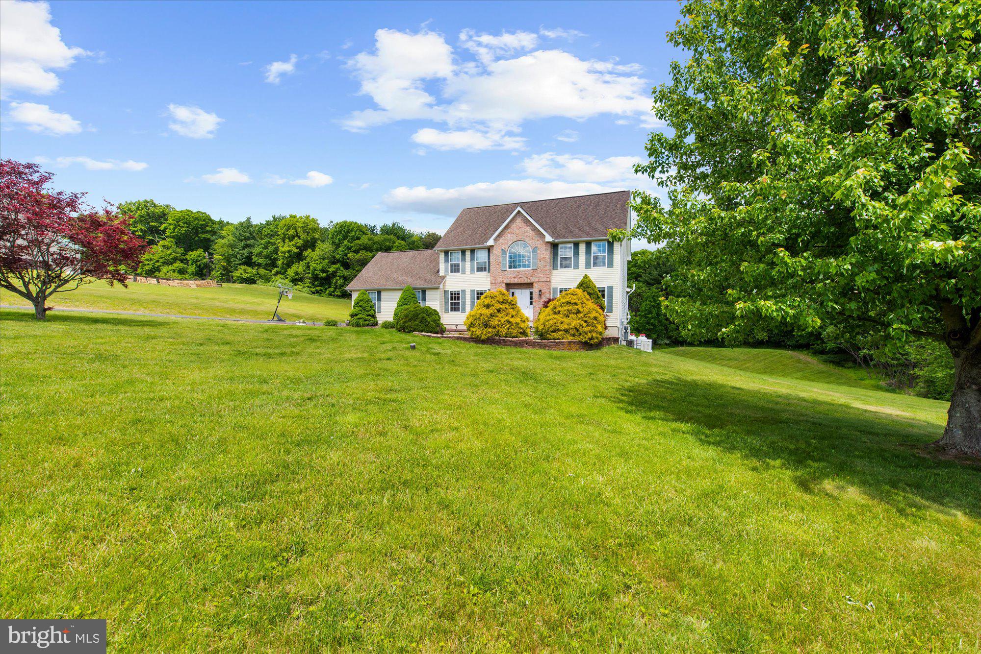 207 STACIA WAY