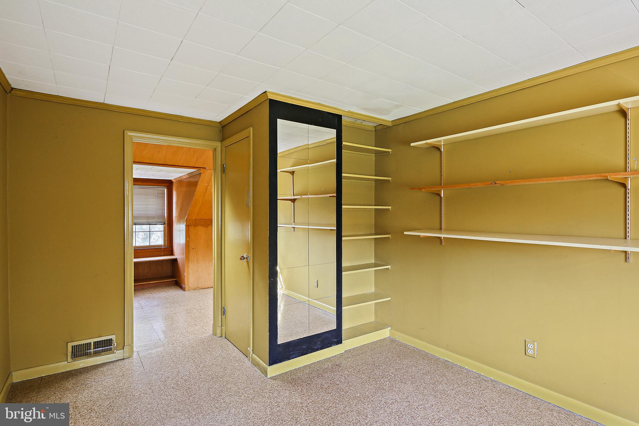 RUXTON - Residential