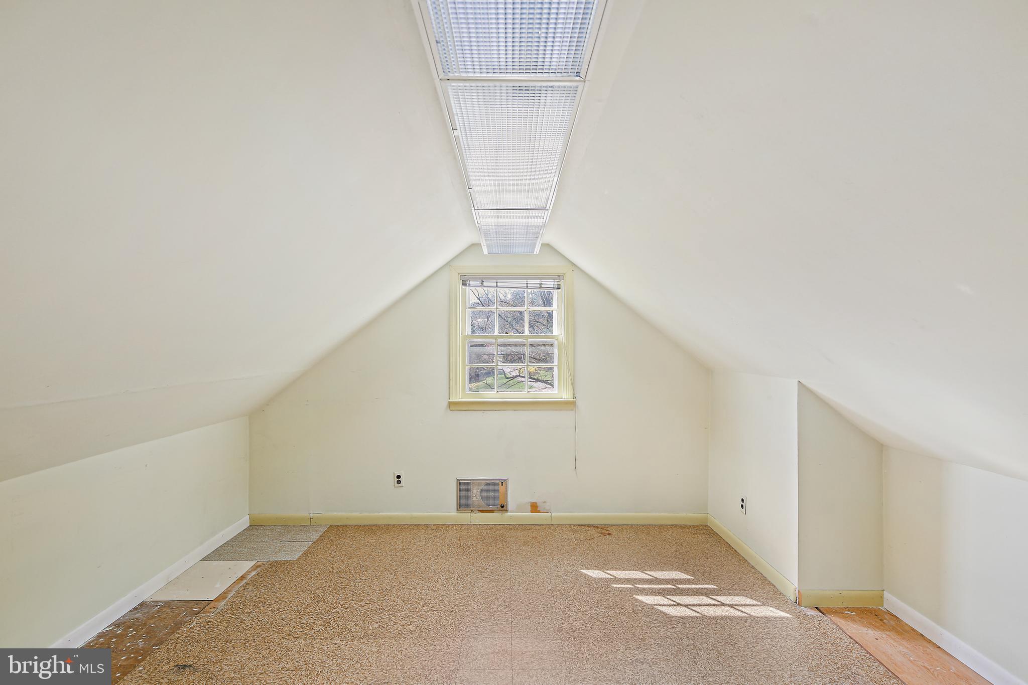 RUXTON - Residential