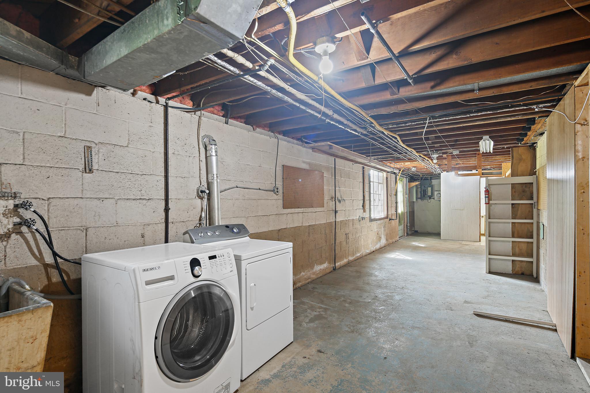 RUXTON - Residential