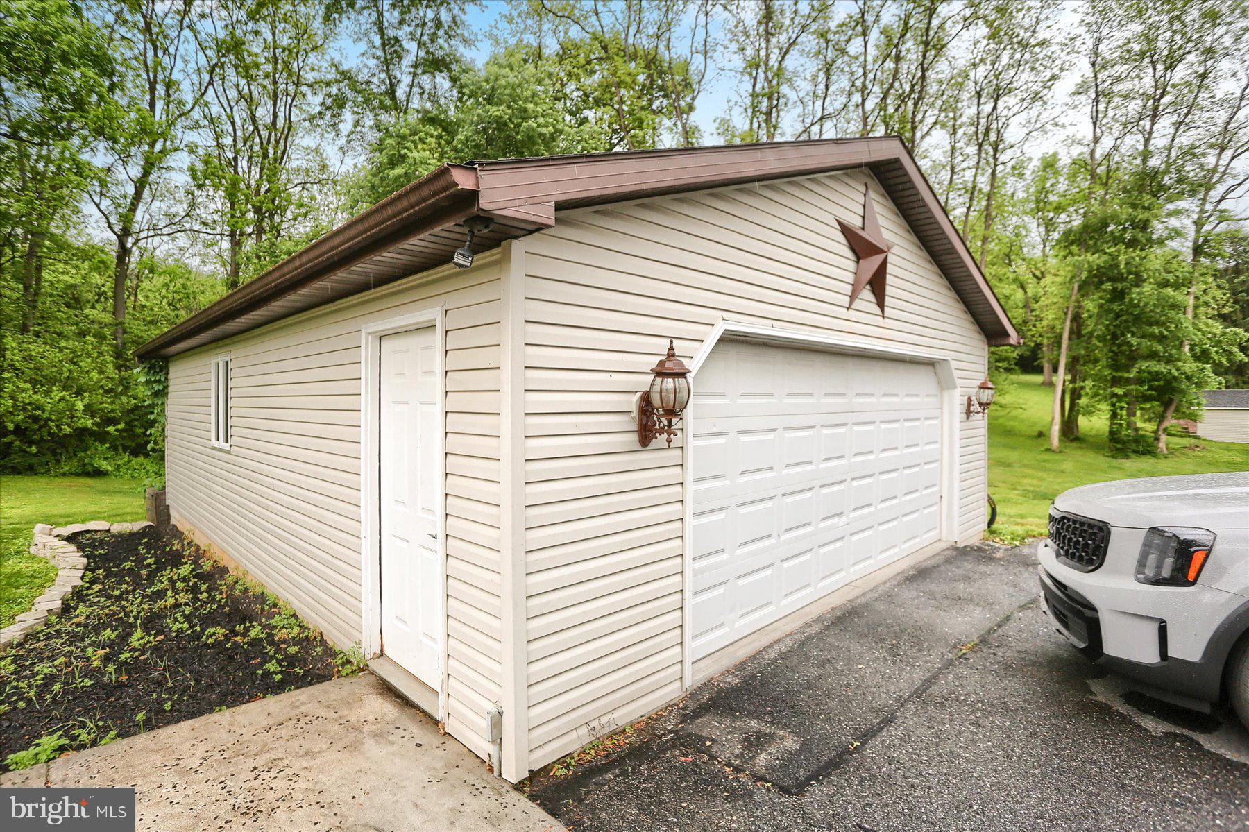 ALLENBERRY HILLS - Residential