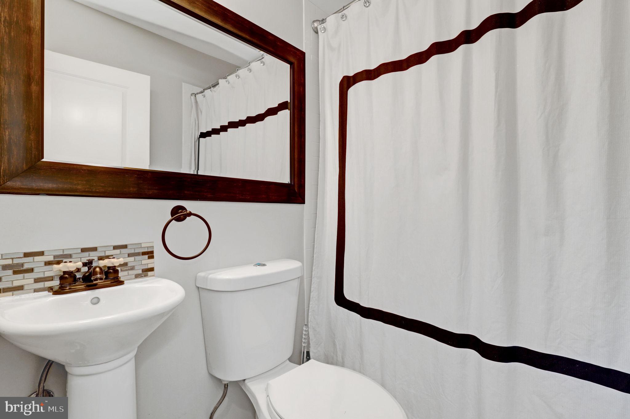 KENSINGTON VIEW - Residential