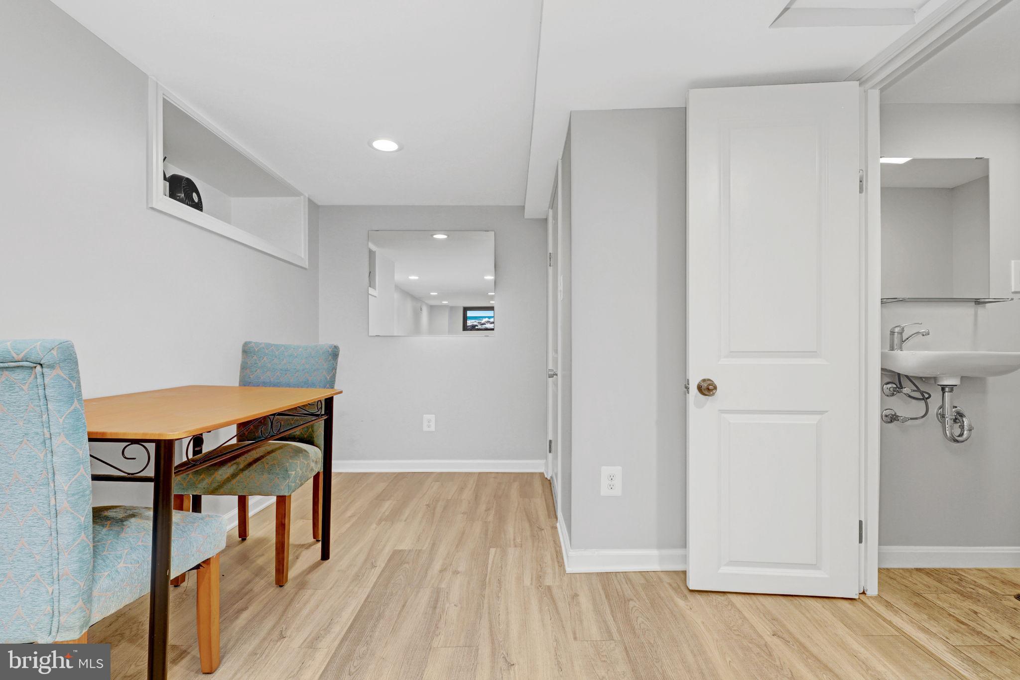 KENSINGTON VIEW - Residential