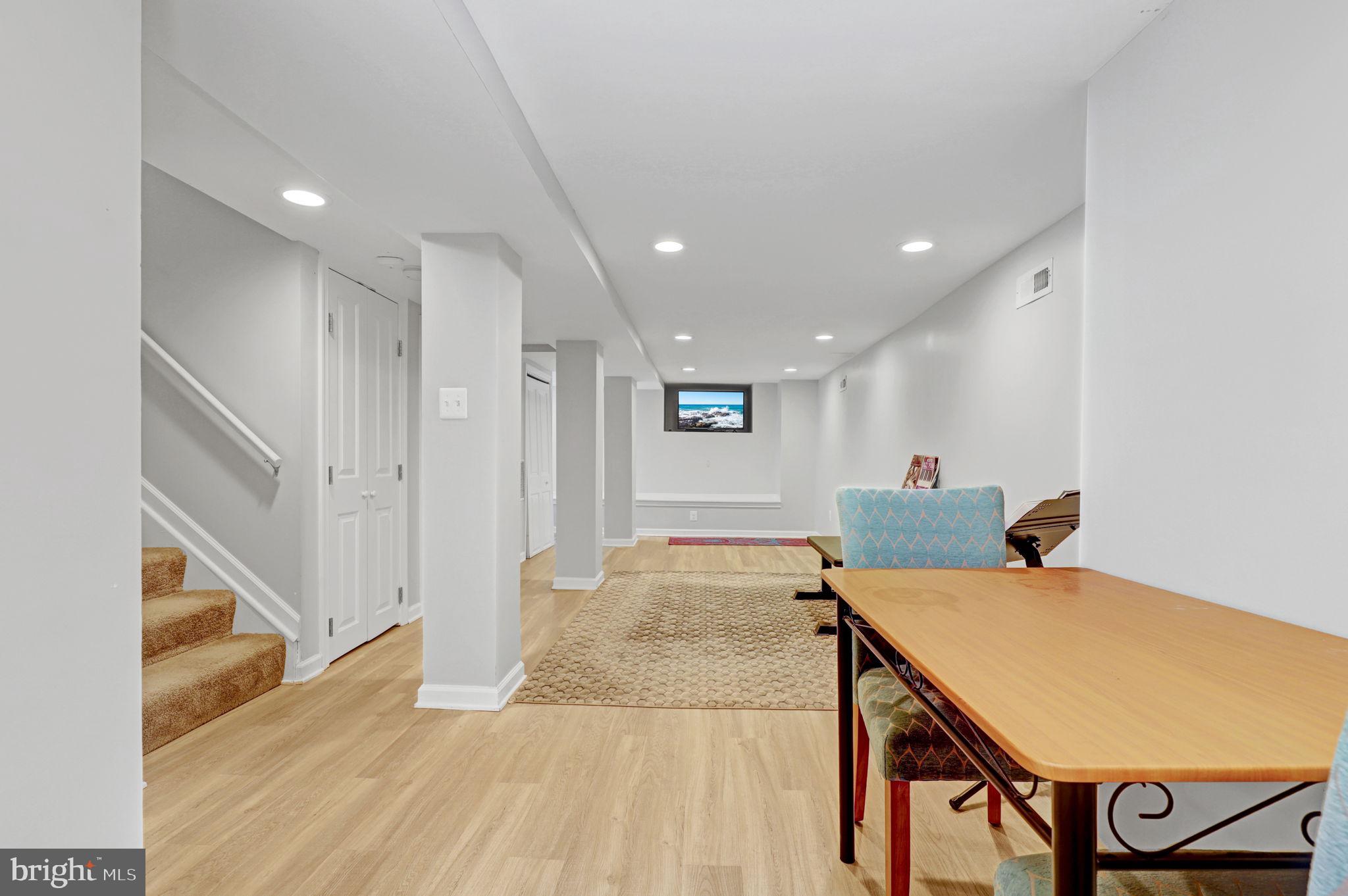 KENSINGTON VIEW - Residential